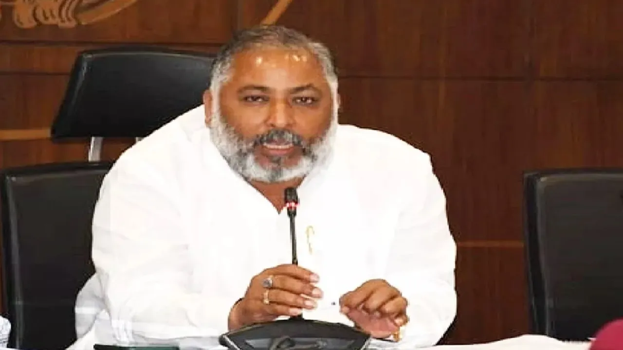 मंत्री दया शंकर सिंह ने किया अखिलेश यादव पर पलटवार, कहा- सपा को जनता ने नकार दिया है