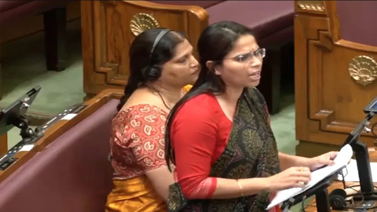 Puja Pal: सपा ने विधायक पूजा पाल को पार्टी से किया निष्कासित, विधानसभा में की थी सीएम योगी की तरीफ