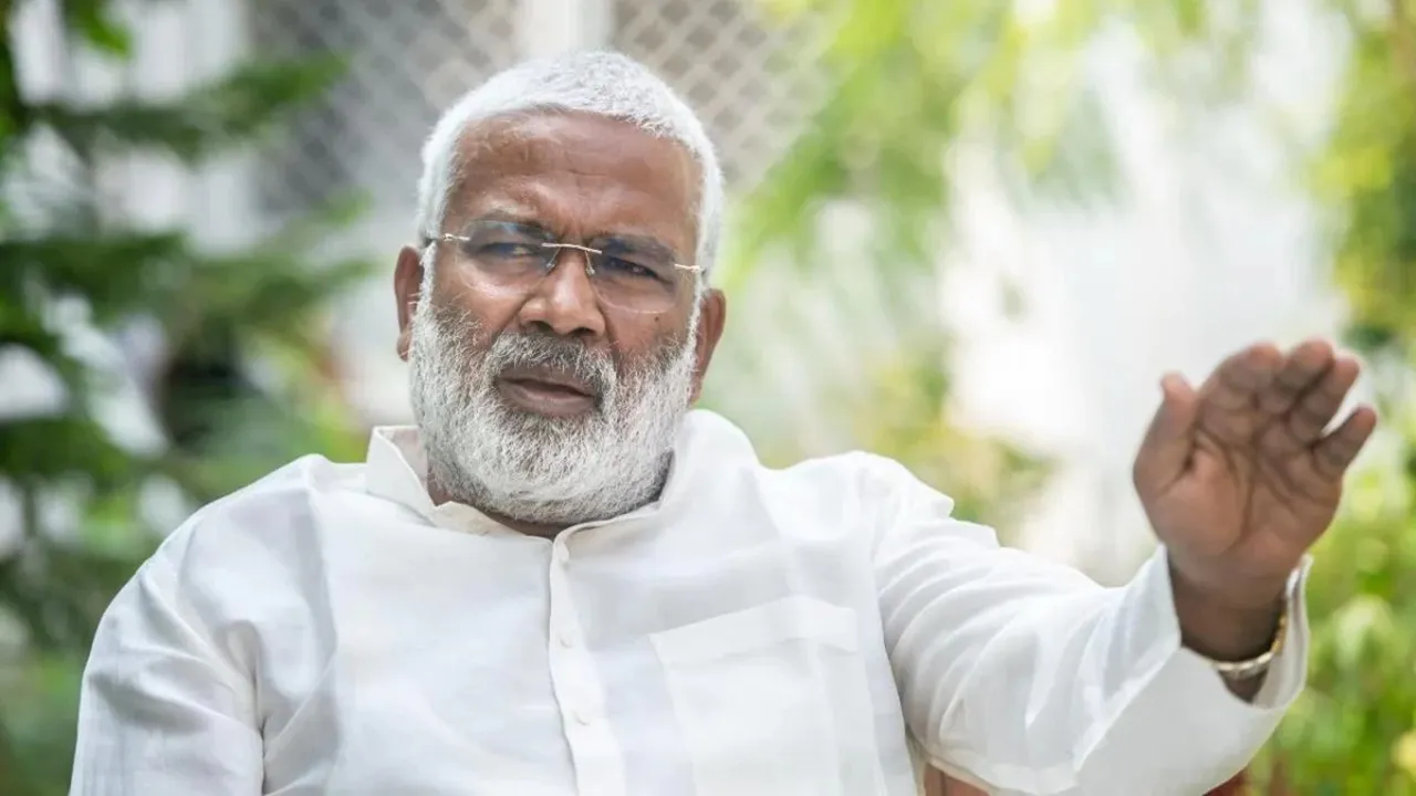 स्वतंत्र देव सिंह ने सपा प्रमुख पर साधा निशाना, कहा- लोकतंत्र की नहीं बल्कि अखिलेश को है कुर्सी की चिंता