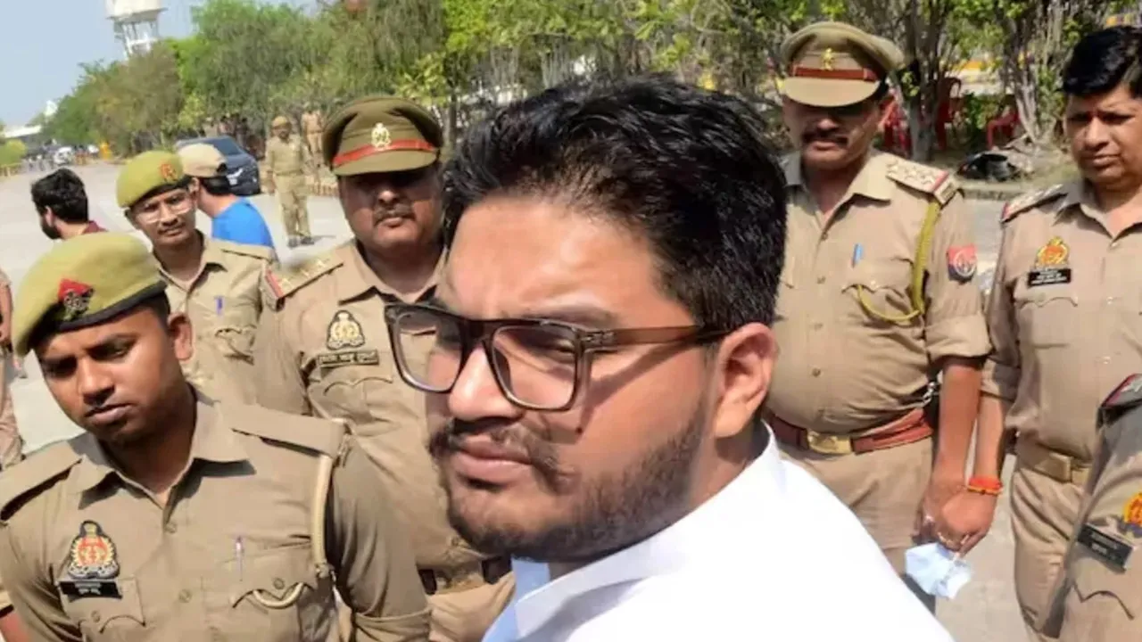 मुख्तार अंसारी के बेटे उमर को रातों रात  गाजीपुर से कासगंज जेल में किया गया शिफ्ट, जानें वजह