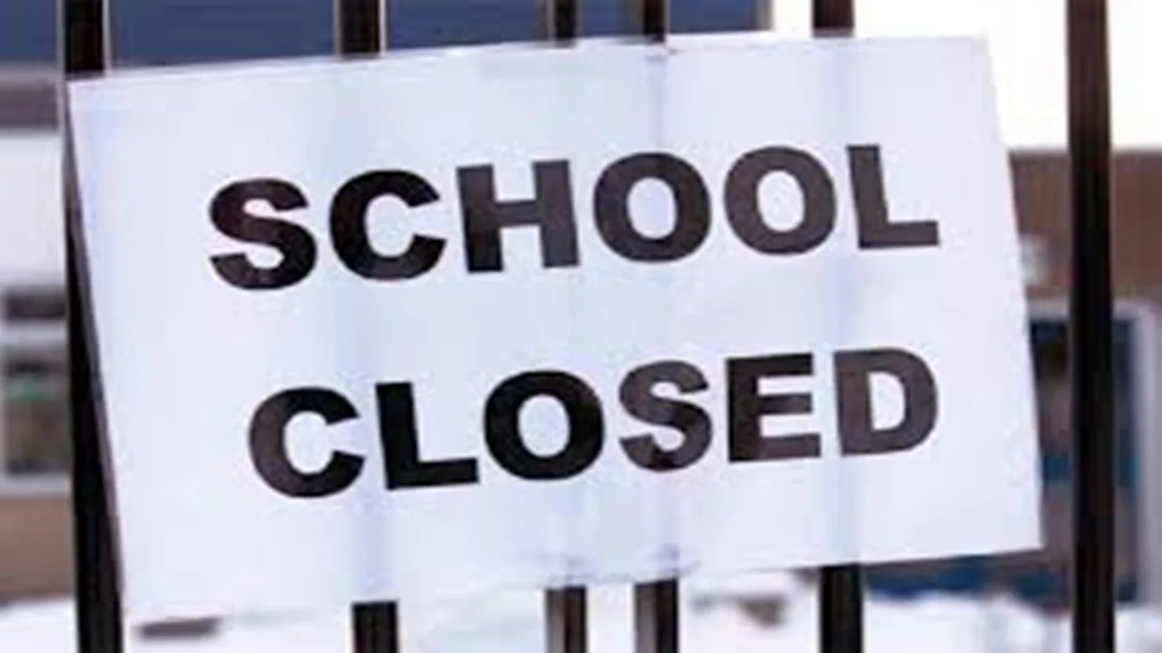 पंजाब में भारी बारिश के चलते सभी स्कूल बंद, कपूरथला में मकान की छत गिरी 