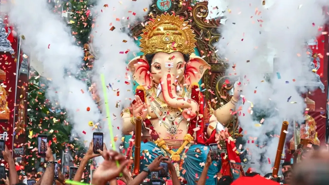 गणेशोत्सव आज से शुरू: लखनऊ में बदली रहेगी यातायात व्यवस्था, 10 दिनों तक रहेगी जारी 