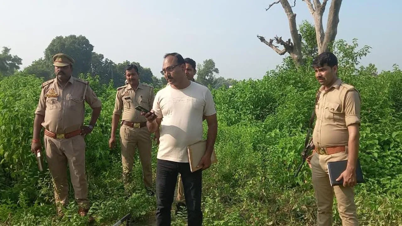 गोंडा में ई-रिक्शा चालक की हत्या, झाड़ियों में मिला शव, जांच में जुटी पुलिस