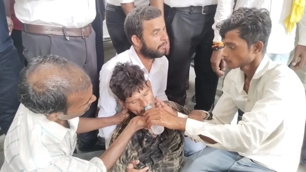 बाराबंकी: प्रभारी मंत्री की बैठक में परिजनों ने किया हंगामा, तब दर्ज हुई हत्या की रिपोर्ट, जानें पूरा मामला