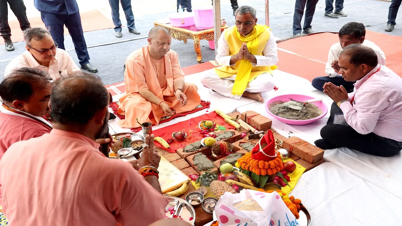 सीएम योगी ने किया UP निर्वाचन आयोग के नए भवन का शिलान्यास