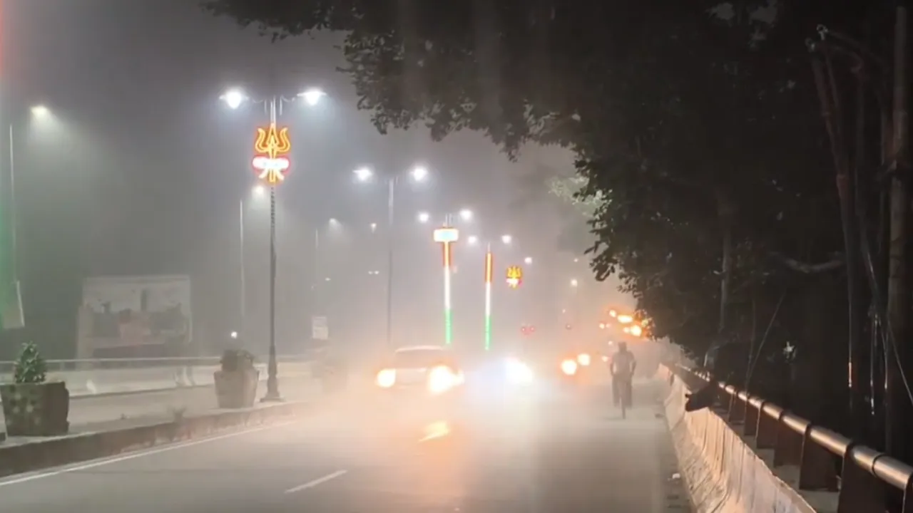 अमरोहा में जहरीले धुंध ने लोगों में फैलाया डर का माहौल, चारों तरफ फैला प्रदूषण... क्या भोपाल त्रासदी का हुआ दोहराव?