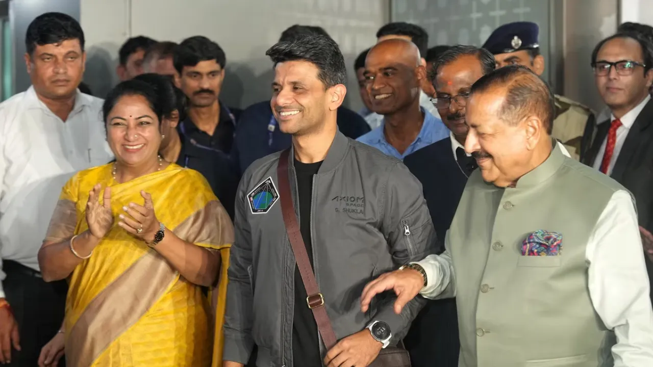 भारत लौटने पर शुभांशु शुक्ला का जोरदार स्वागत, प्रधानमंत्री मोदी से करेंगे मुलाकात 