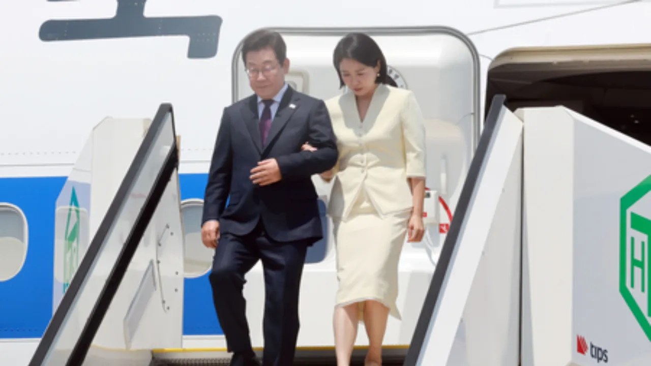 नए दक्षिण कोरियाई राष्ट्रपति, अमेरिका के बजाए जायेंगे जापान 