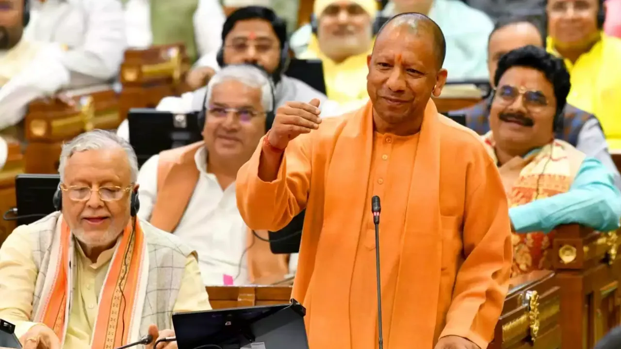 UP Monsoon Session: विपक्ष के हंगामे के बीच छह विधेयक बगैर चर्चा पास, जानें किस पर लगी मुहर