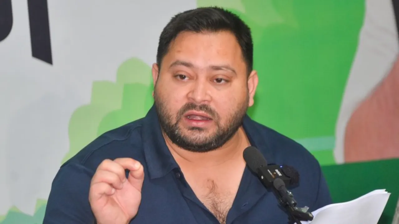 फर्जी EPIC नंबर विवाद: तेजस्वी यादव की बढ़ीं मुश्किलें, चुनाव आयोग ने शुरू की जांच