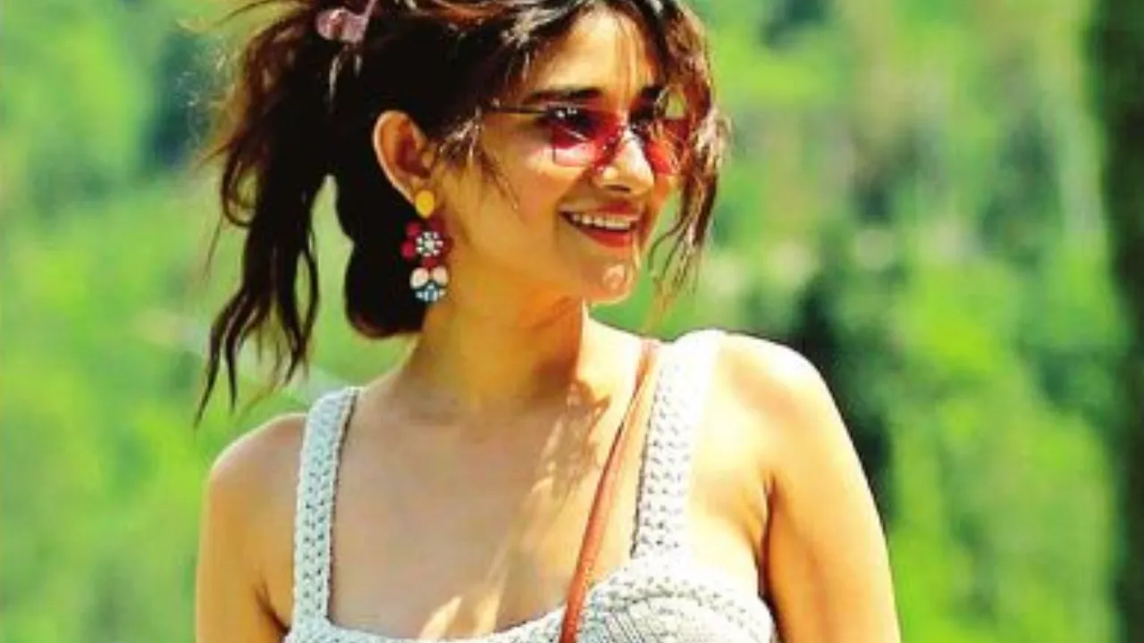 जैसा पहनोगे, वैसा बनोगे और जियोगे... फैशन ने बदली लोगों की जीवन शैली, अब पहनावा बन रहा है सोच और पहचान का आईना