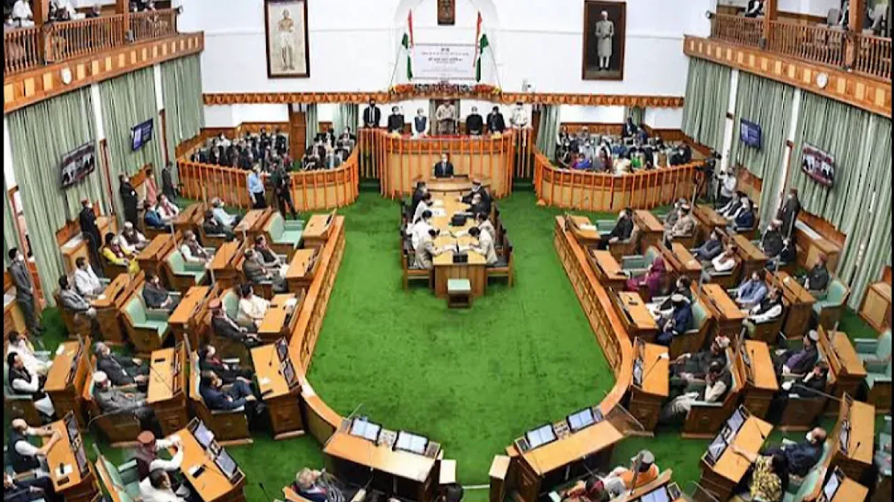 हिमाचल में छात्र संघ चुनाव पर रोक, बोले शिक्षा मंत्री- परिसरों में हिंसा की आशंका बनी वजह