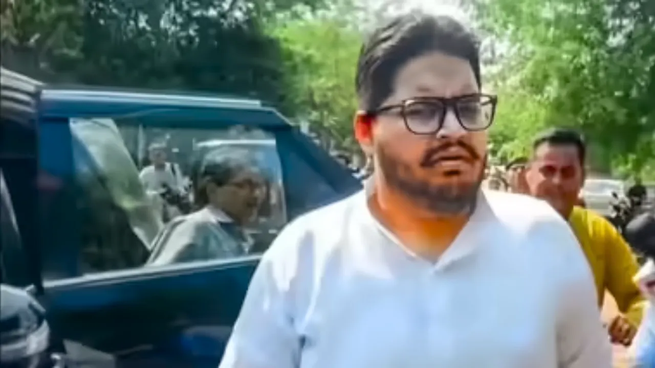 UP News: पुलिस का बड़ा एक्शन, माफिया मुख्तार अंसारी के बेटे उमर अंसारी गिरफ्तार, जानें पूरा मामला