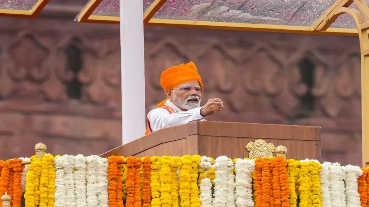 घुसपैठ से निपटने के लिए जनसांख्यिकीय मिशन शुरू करेगा भारत, बोले पीएम मोदी- छीन रहे हैं हमारे युवाओं की रोजी-रोटी