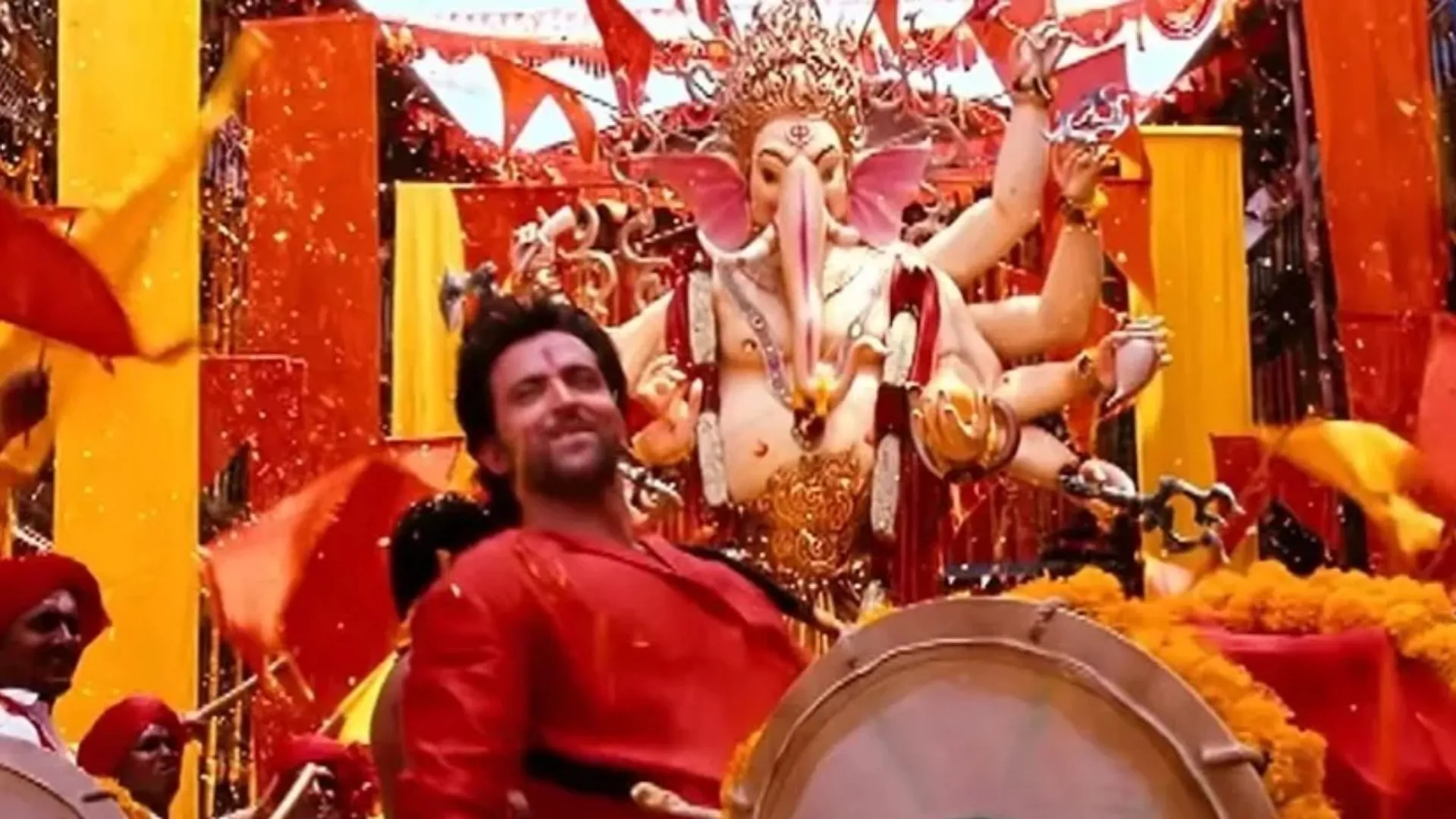 Ganesh Chaturthi: हिंदी फिल्मों में भी दिखती है गणेश उत्सव की धूम, शाहरुख़ और ऋतिक के इन गानों में नाराज आया बप्पा का रंग 