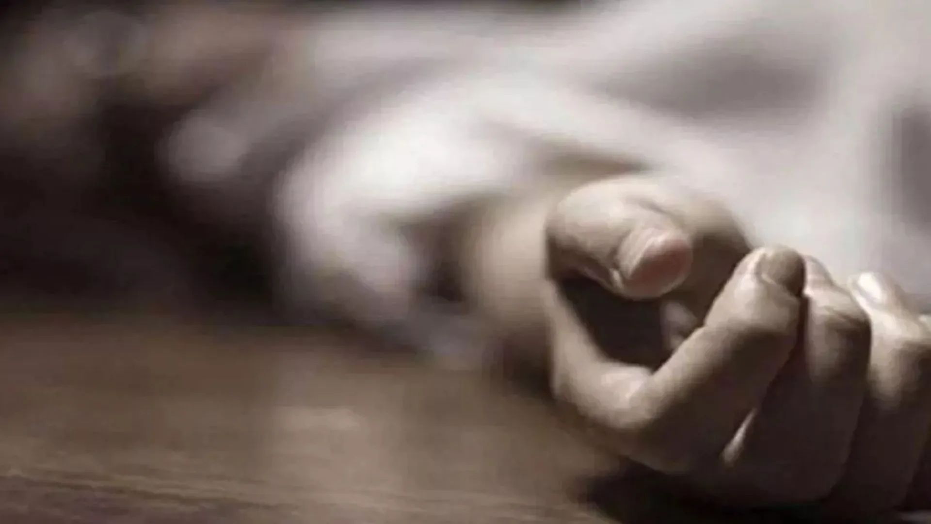 प्रयागराज में 5वी के छात्र का शव मिलने से सनसनी: शरीर पर चोट के निशान, मारपीट और गला दबाकर हत्या की आशंका 