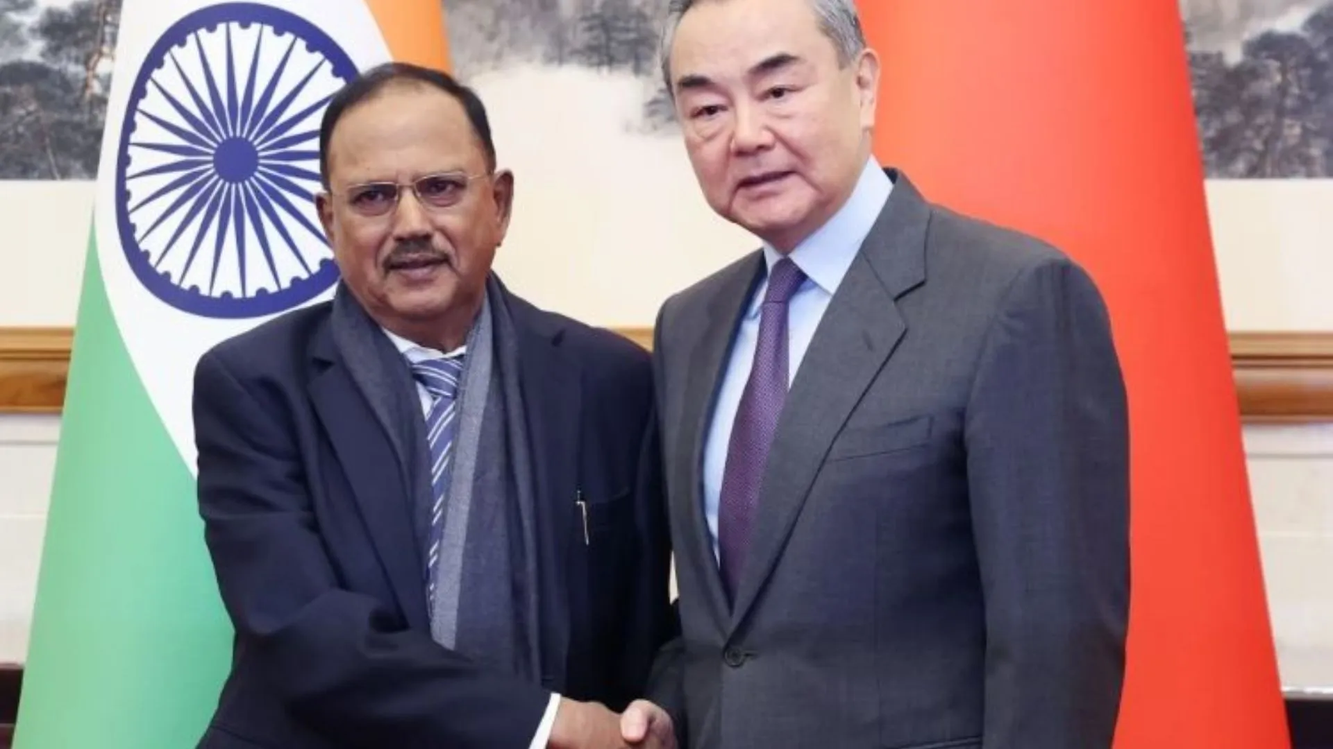 अजीत डोभाल से मिले चीन के विदेश मंत्री वांग यी, ताइवान, सीमा सुरक्षा जाने किन मुद्दों पर आज हुई चर्चा 