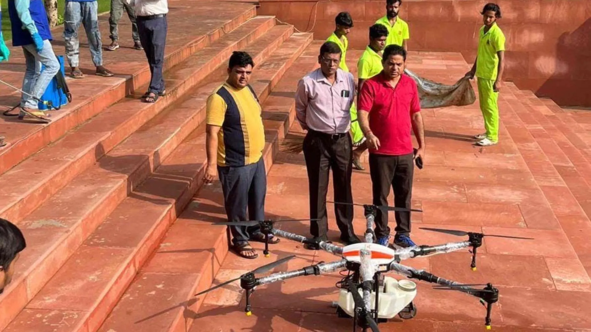 बारिश से बढ़ा डेंगू और मलेरिया का खतरा, नगर निगम करा रहा झीलों में ड्रोन से एंटी लार्वा का छिड़काव, बचाव के लिए  तैयारियां पूरी