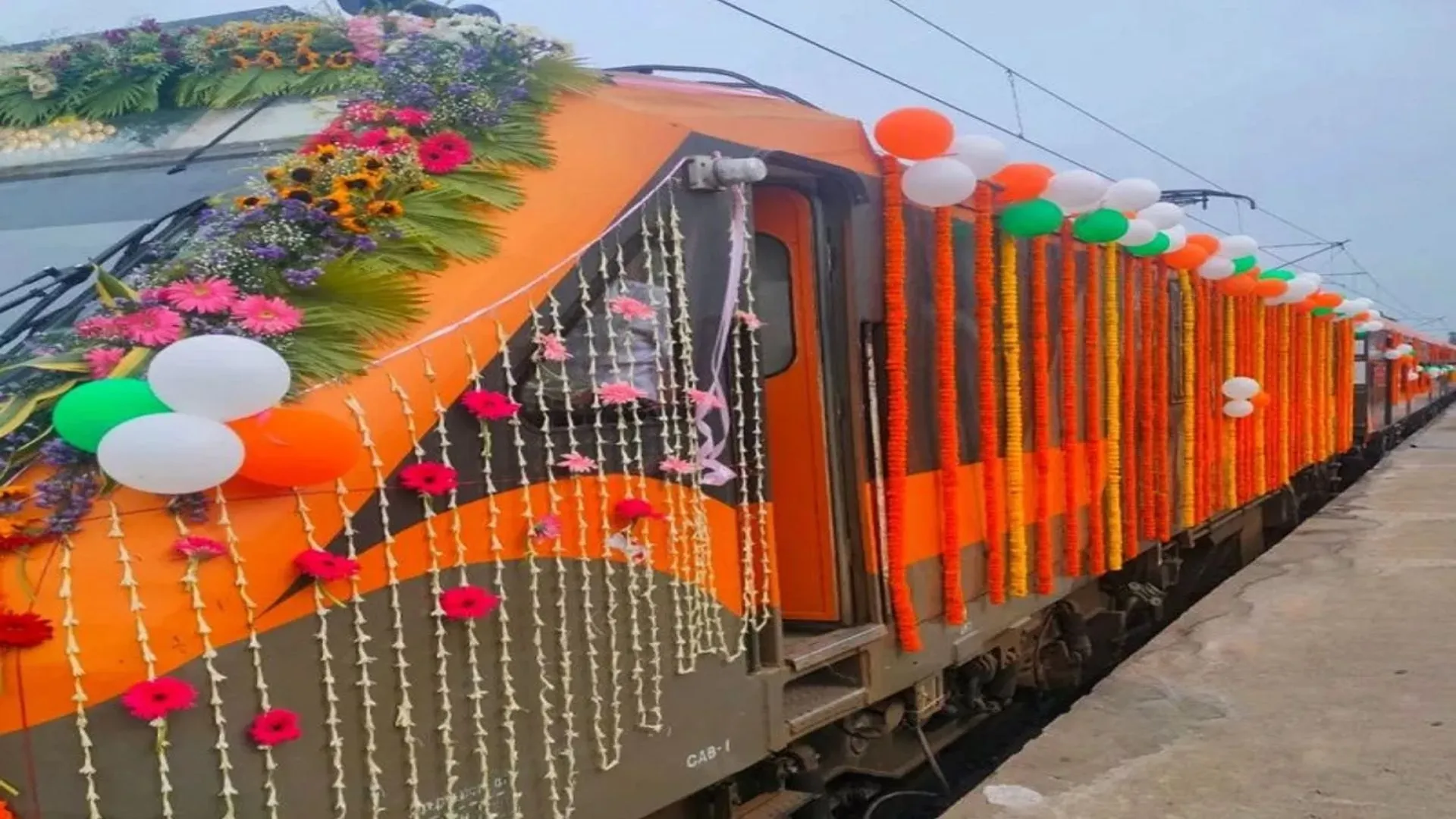 यूपी के इन स्टशनों से होकर गुजरेगी अमृत भारत एक्सप्रेस, इस तारीख से नियमित रूप से होगा संचालन  