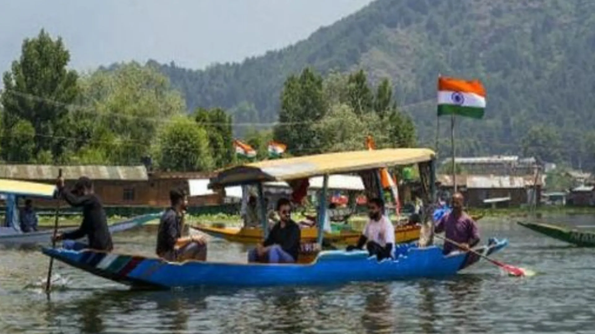 कश्मीर की डल झील में होगा 'वाटर स्पोर्ट्स फेस्टिवल', खेलो इंडिया के तहत देशभर से 400 से अधिक खिलाड़ी लेंगे हिस्सा