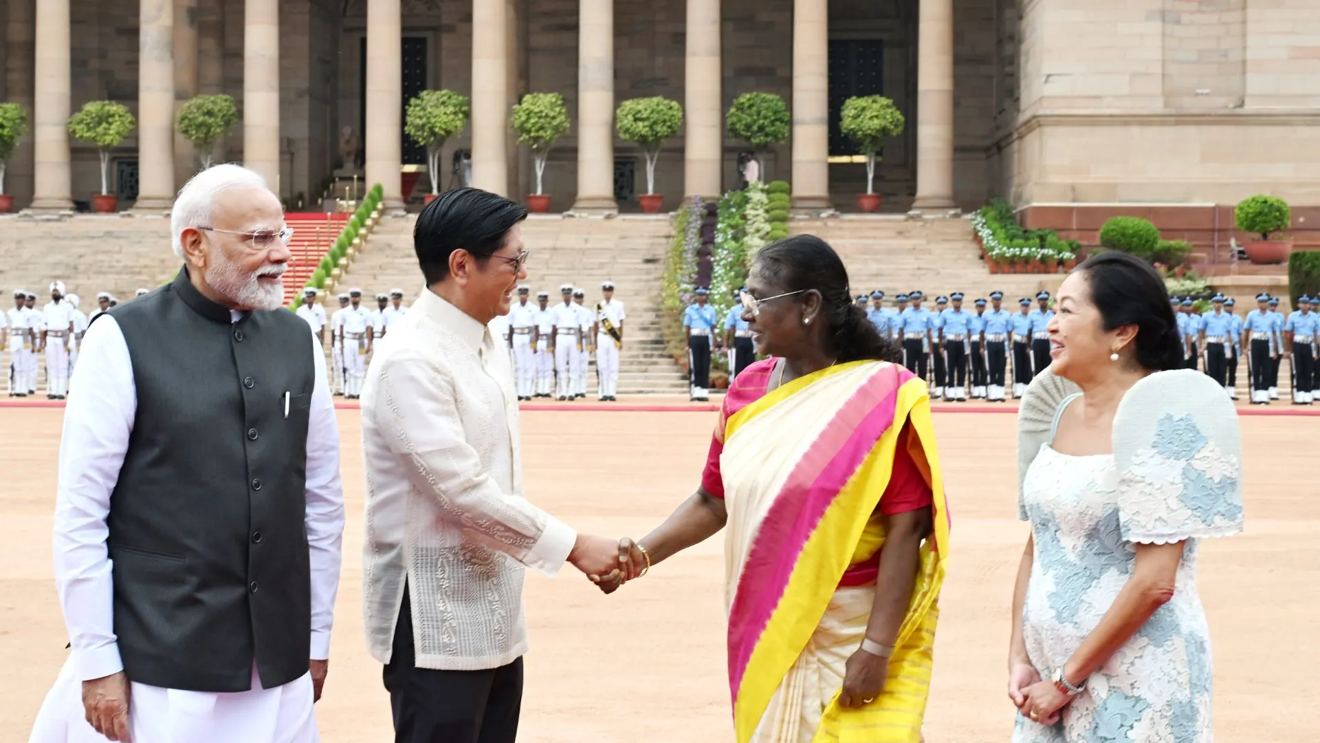 भारत-फिलीपीन के बीच द्विपक्षीय साझेदारी पर चर्चा, राष्ट्रपति मार्कोस ने कहा आपसी हित-अंतरराष्ट्रीय मुद्दों पर बातचीत  का अवसर 