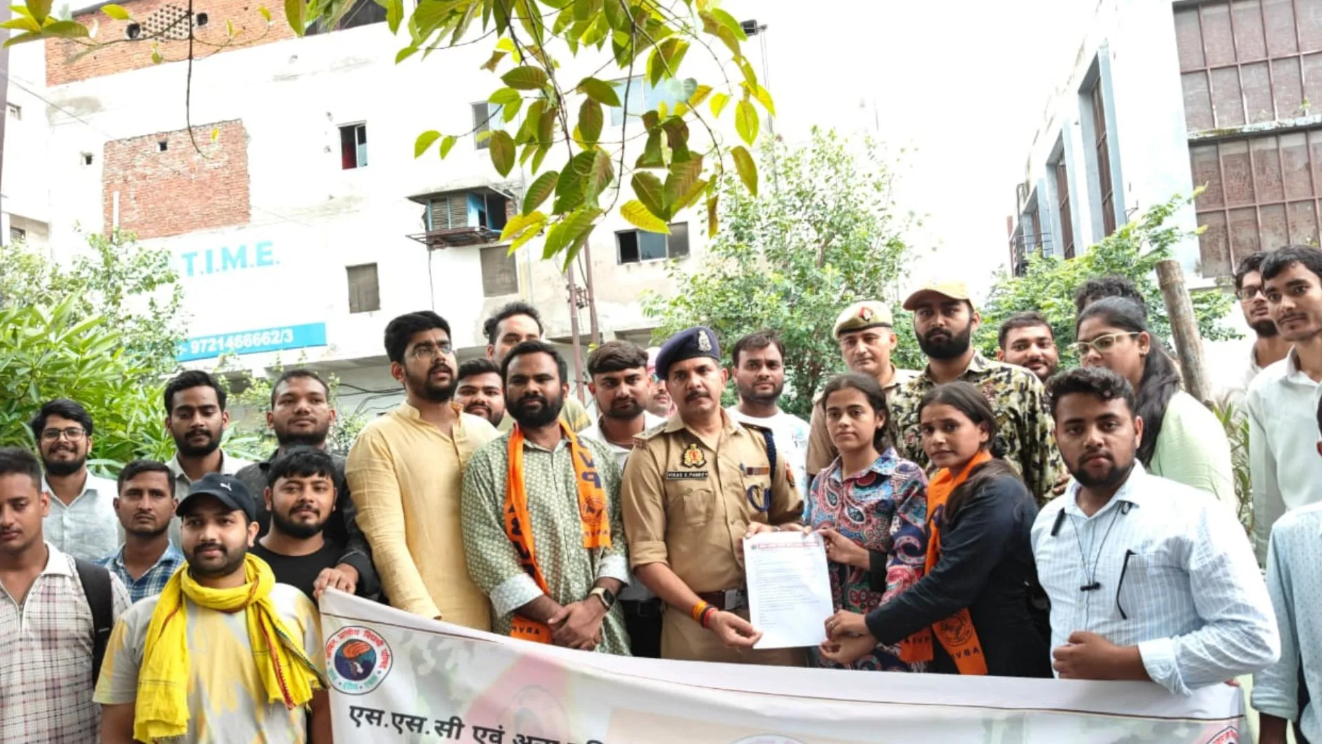 SSC के दोषियों के सजा नहीं मिली तो देशभर में होगा आंदोलन, अखिल भारतीय विद्यार्थी परिषद ने मुख्यमंत्री को संबोधित ज्ञापन सौंपा