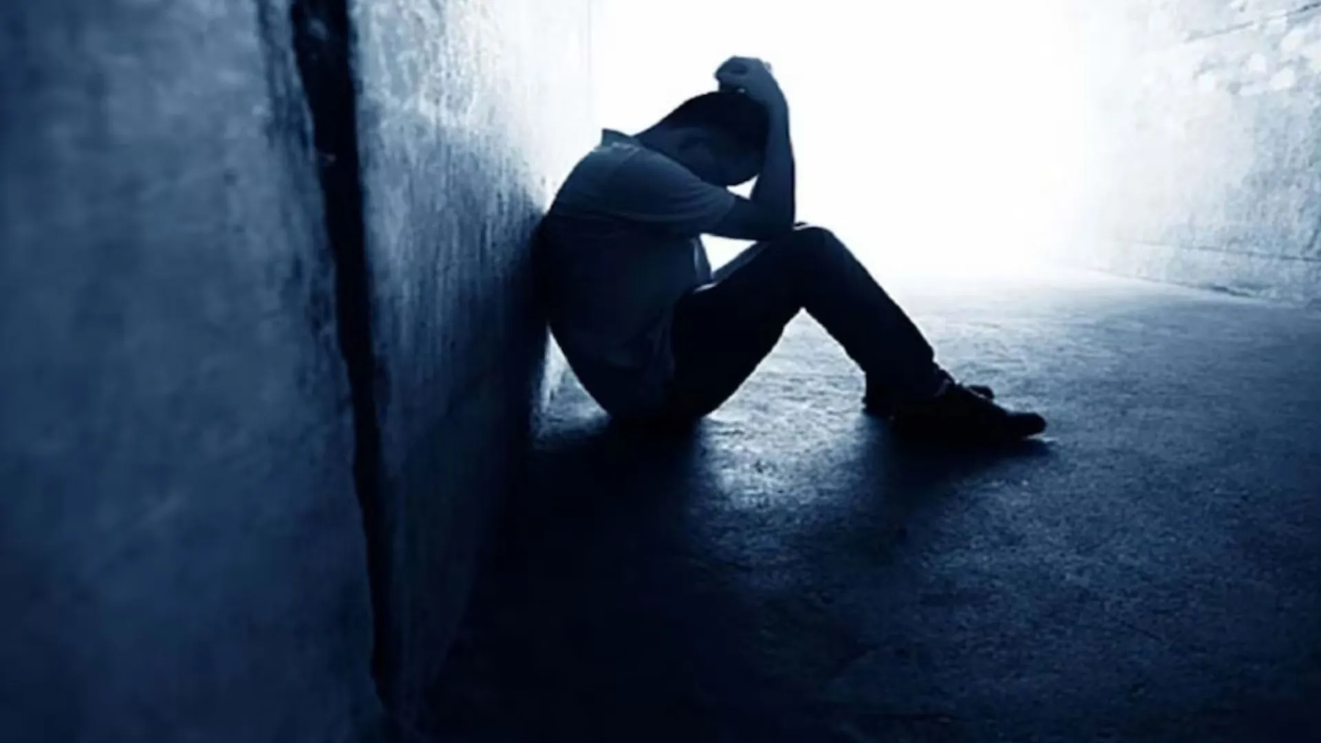 पत्नी के दूसरी शादी करने पर पति ने की आत्महत्या! नीम के पेड़ में लगाई फांसी, ससुराल वालों के ऊपर लगा हत्या का आरोप