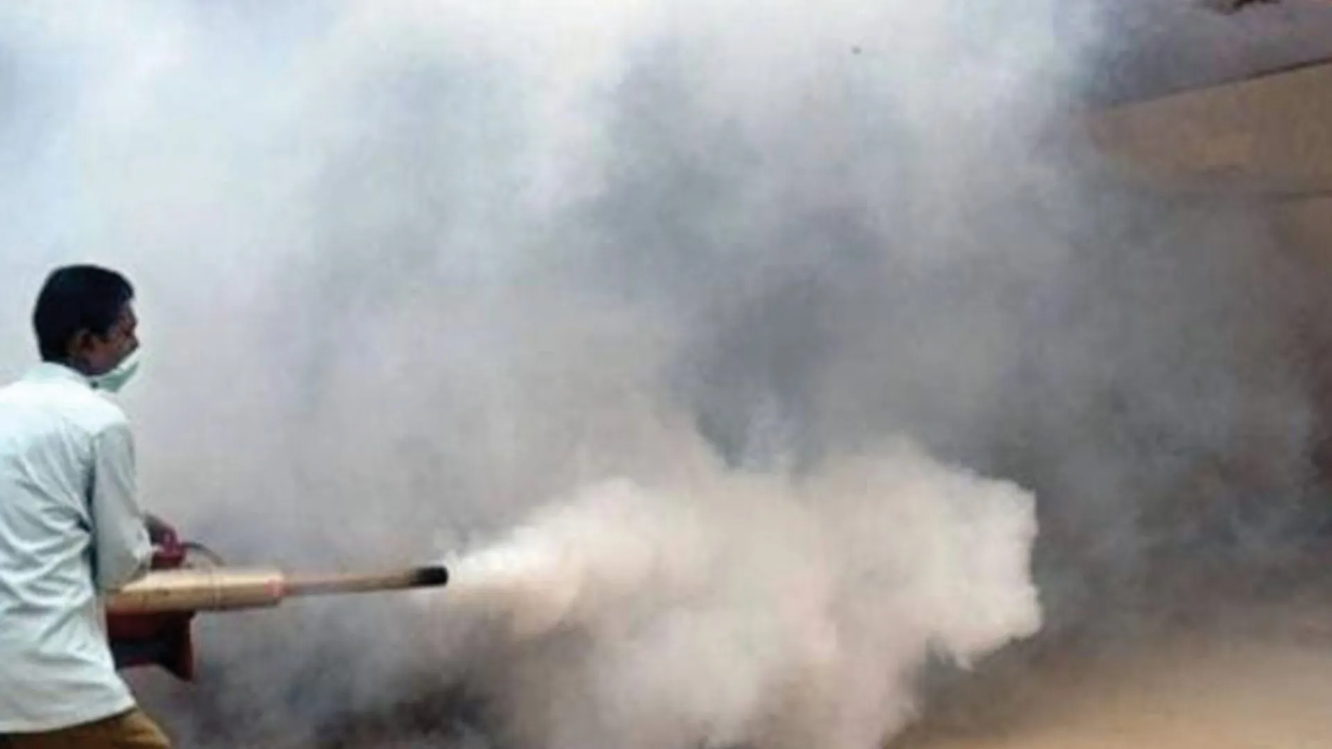 लखनऊ में नियमित कराएं फागिंग और एंटी लार्वा का छिड़काव, अधिकारियों को दिए निर्देश, नगर में साफ-सफाई का विशेष ध्यान