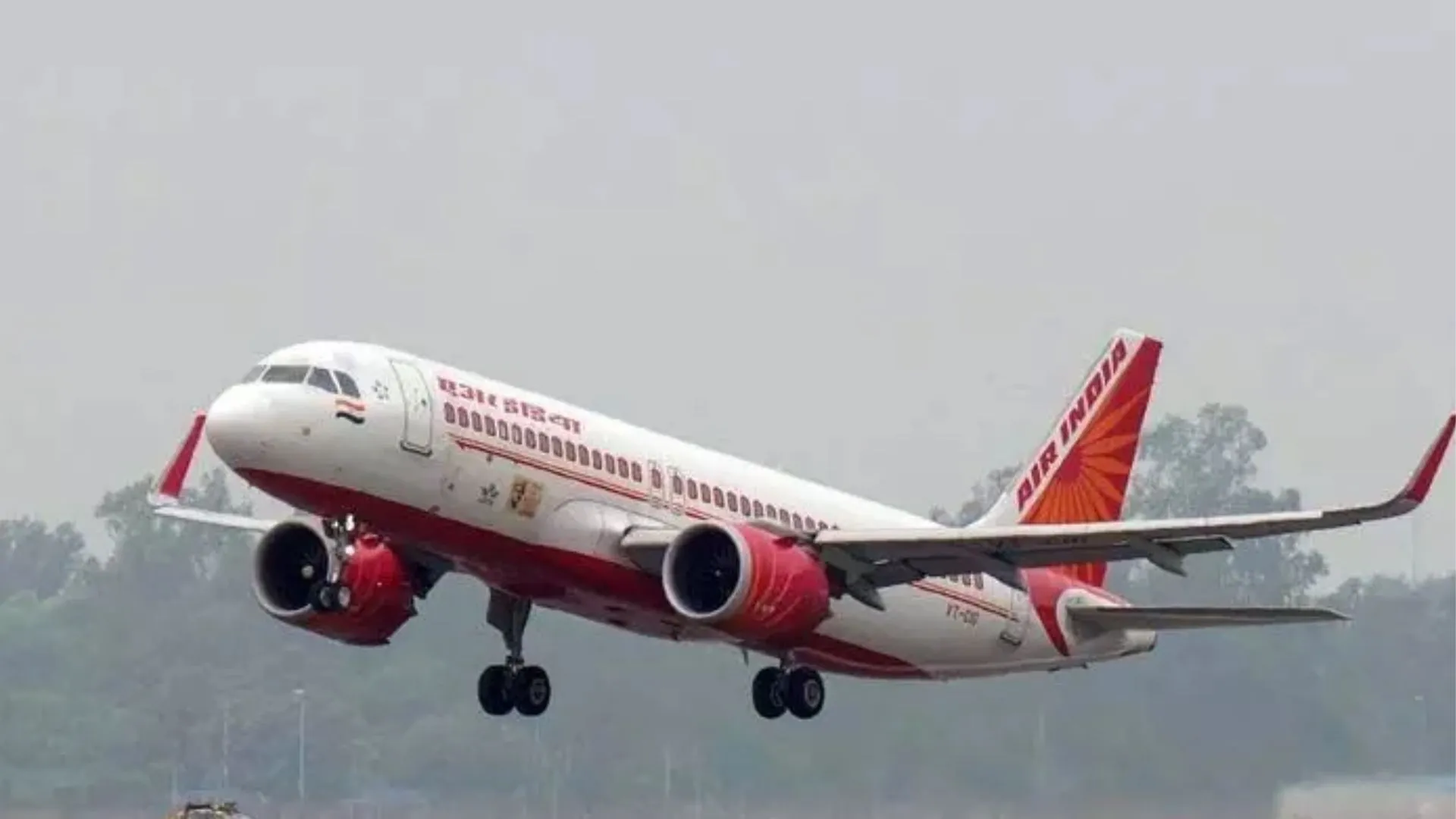 हैदराबाद जाने वाले एयर इंडिया एक्सप्रेस के विमान में आई तकनिकी खराबी, उड़ान रद्द