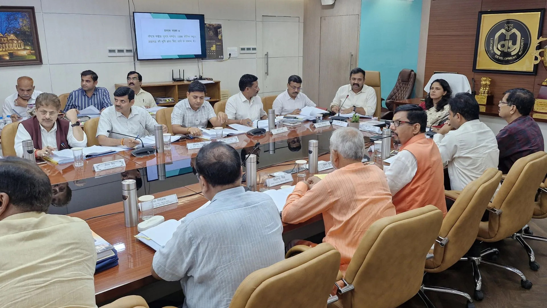 मिडिल क्लास के लिए LDA बनाएगा फ्लैट, निजी अपार्टमेंट की तरह होगा लुक व डिजाइन, कम होंगे दाम