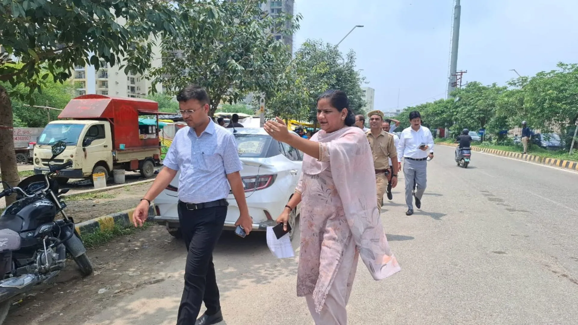 शहर में बनेंगे नए मॉडल वेंडिंग जोन, नगर आयुक्त ने निरीक्षण कर चिन्हित किए स्थल