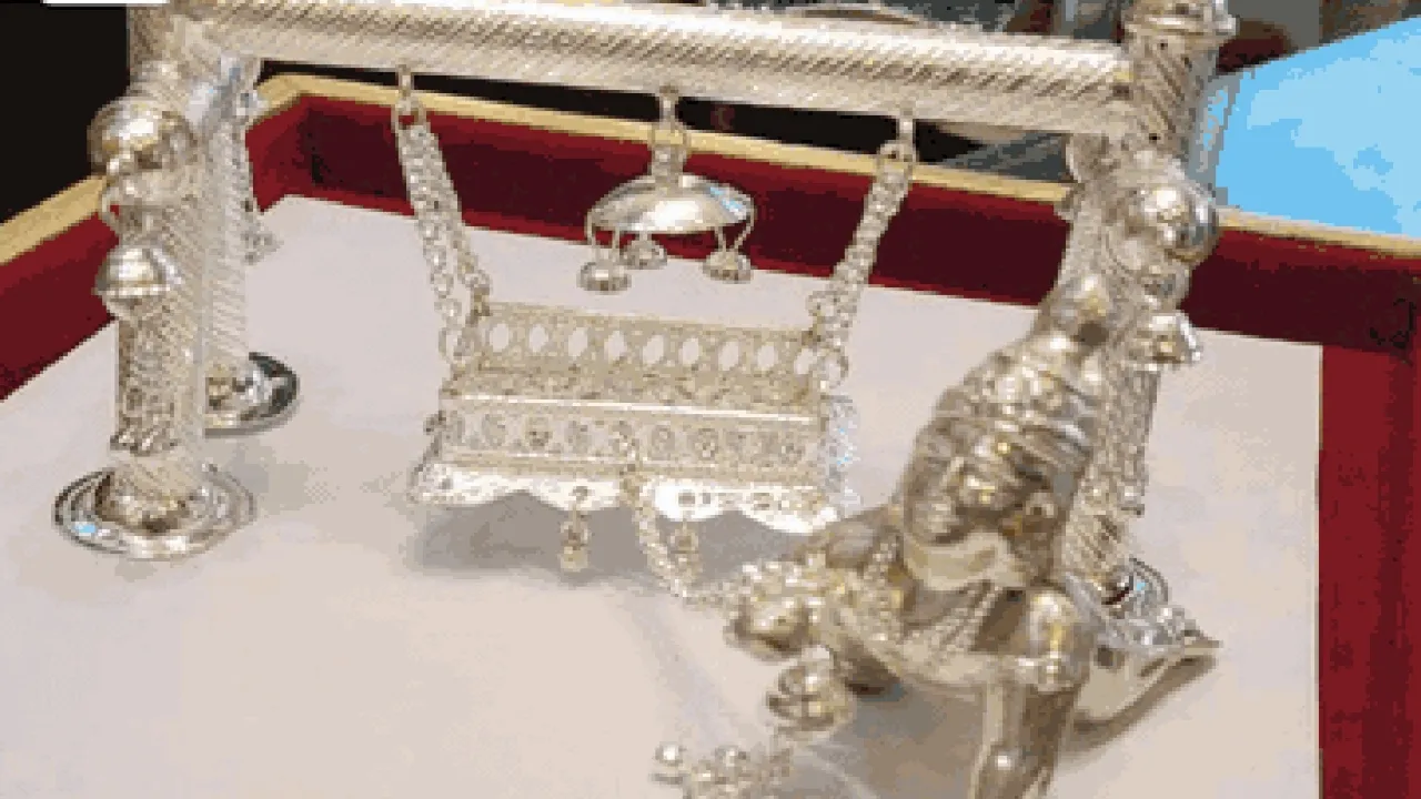 जन्माष्टमी पर चांदी के हल्के आभूषणों की धूम, 50% तक कम वजन वाले उत्पाद बाजार में उपलब्ध