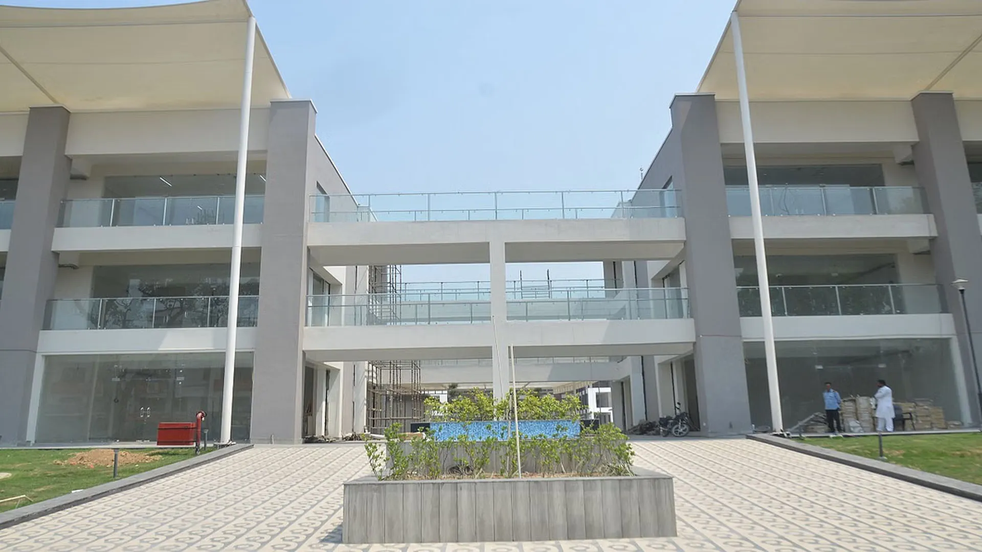 Bareilly: सात दिन में अर्बन हाट चालू करने के निर्देश...नहीं तो कंपनी पर लगेगा मोटा जुर्माना