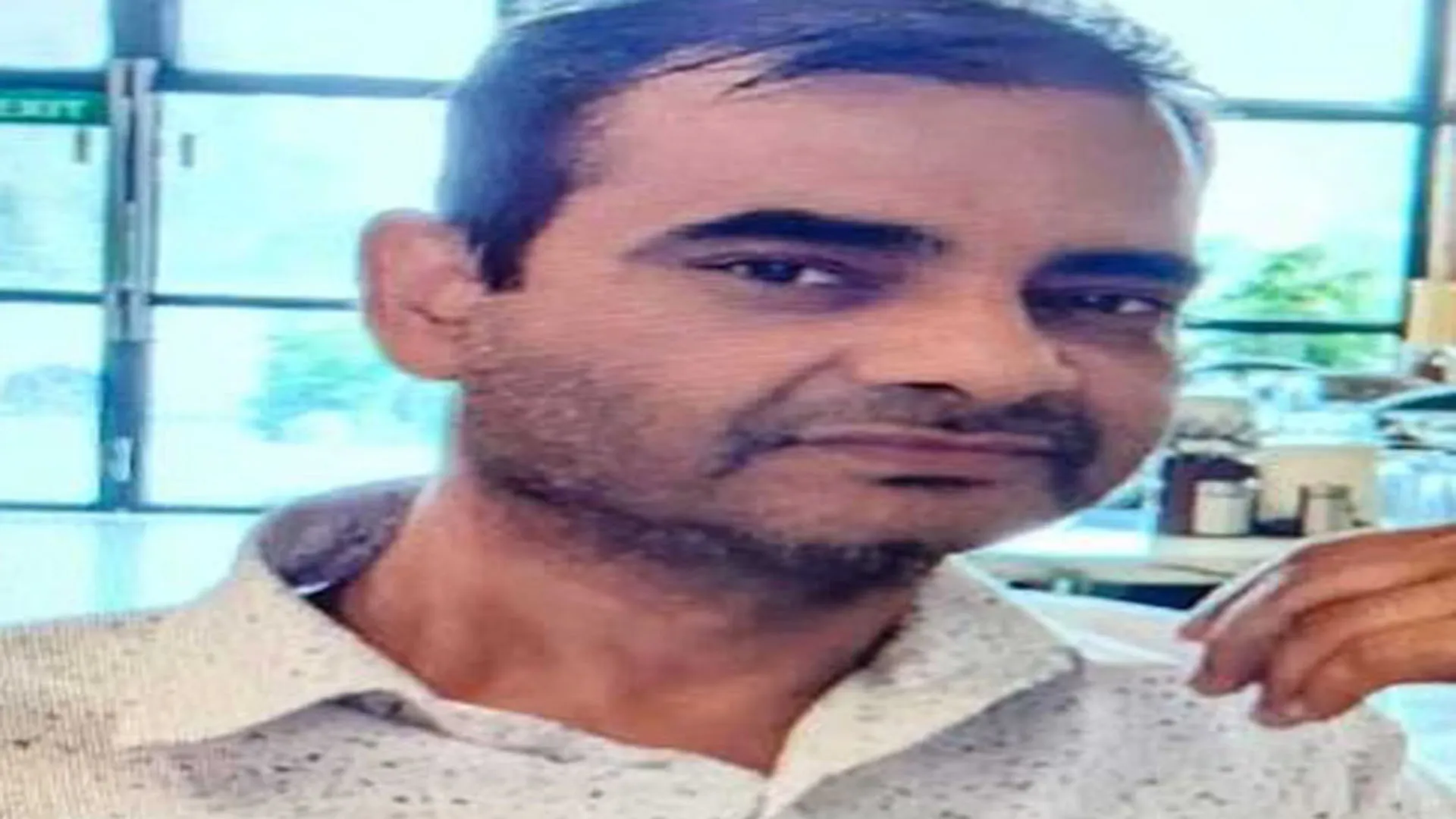 Bareilly : पत्नी के अवैध संबंध से तंग आकर सिलाई कारीगर ने दी जान...मरने से पहले बनाया वीडियो