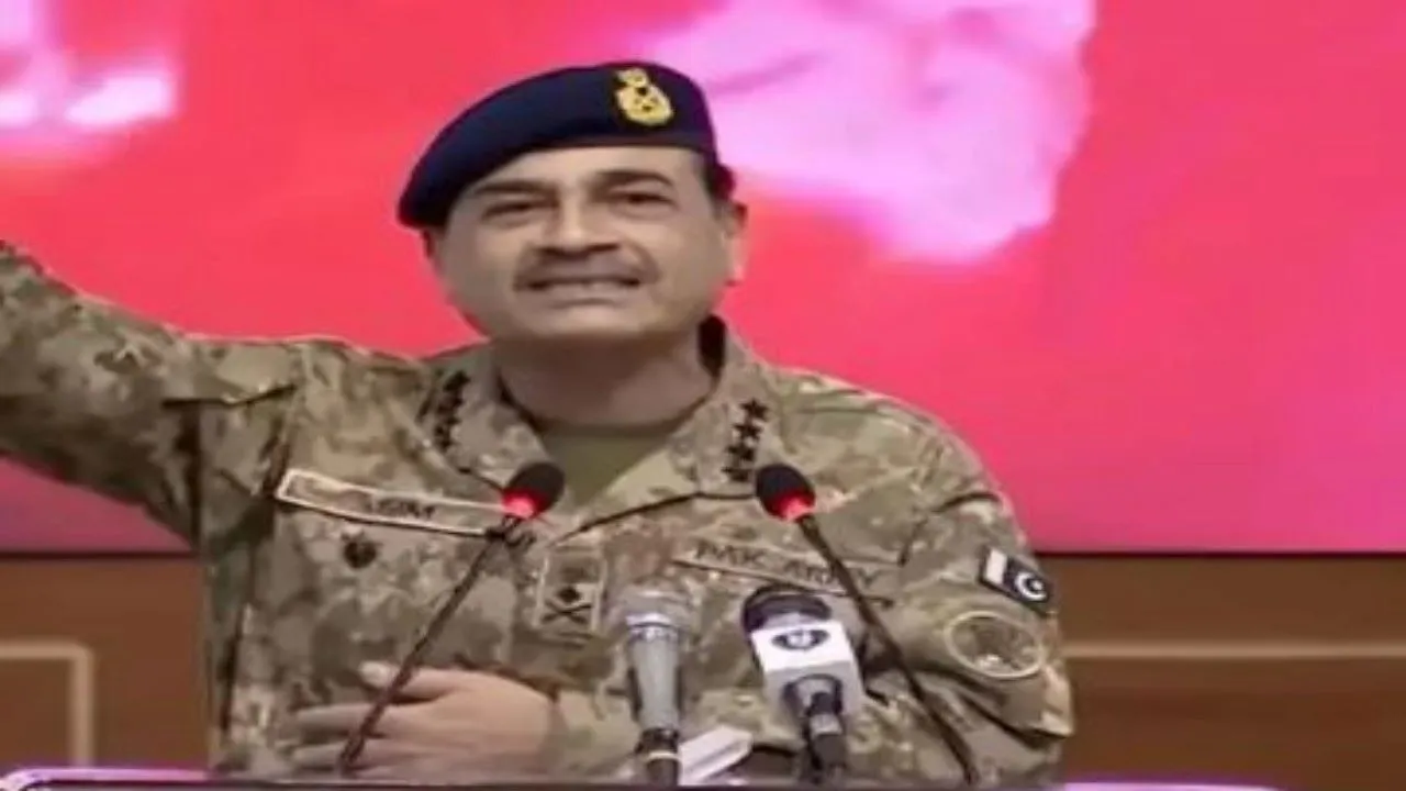 पाकिस्तानी सेना प्रमुख की गीदड़भभकी, भारत के खिलाफ परमाणु युद्ध की दी धमकी