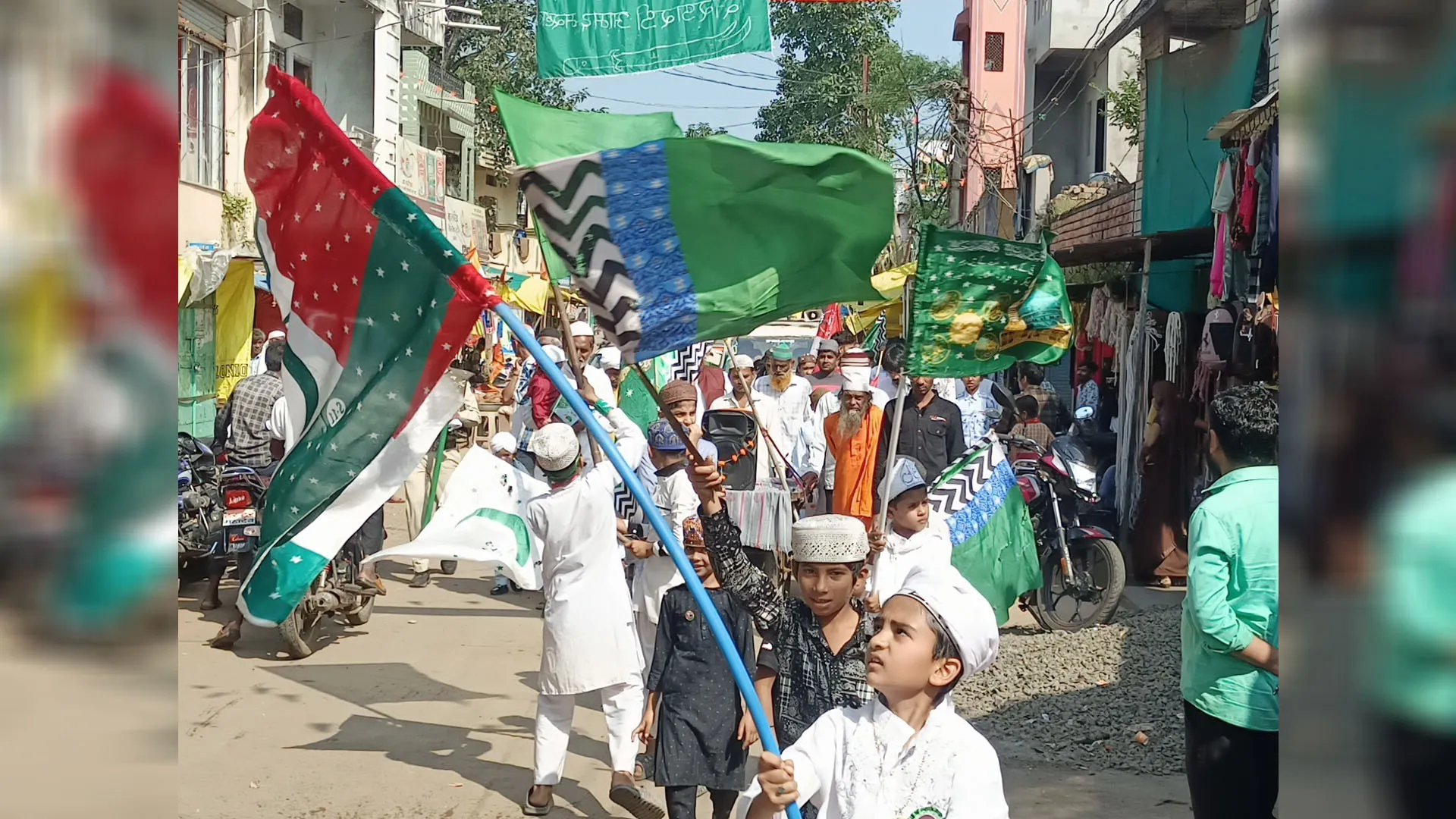 Bareilly: लौटेगी 50 साल पुरानी परंपरा, दिन में निकलेगा जुलूस-ए-मोहम्मदी...डीजे पर इस बार भी पाबंदी