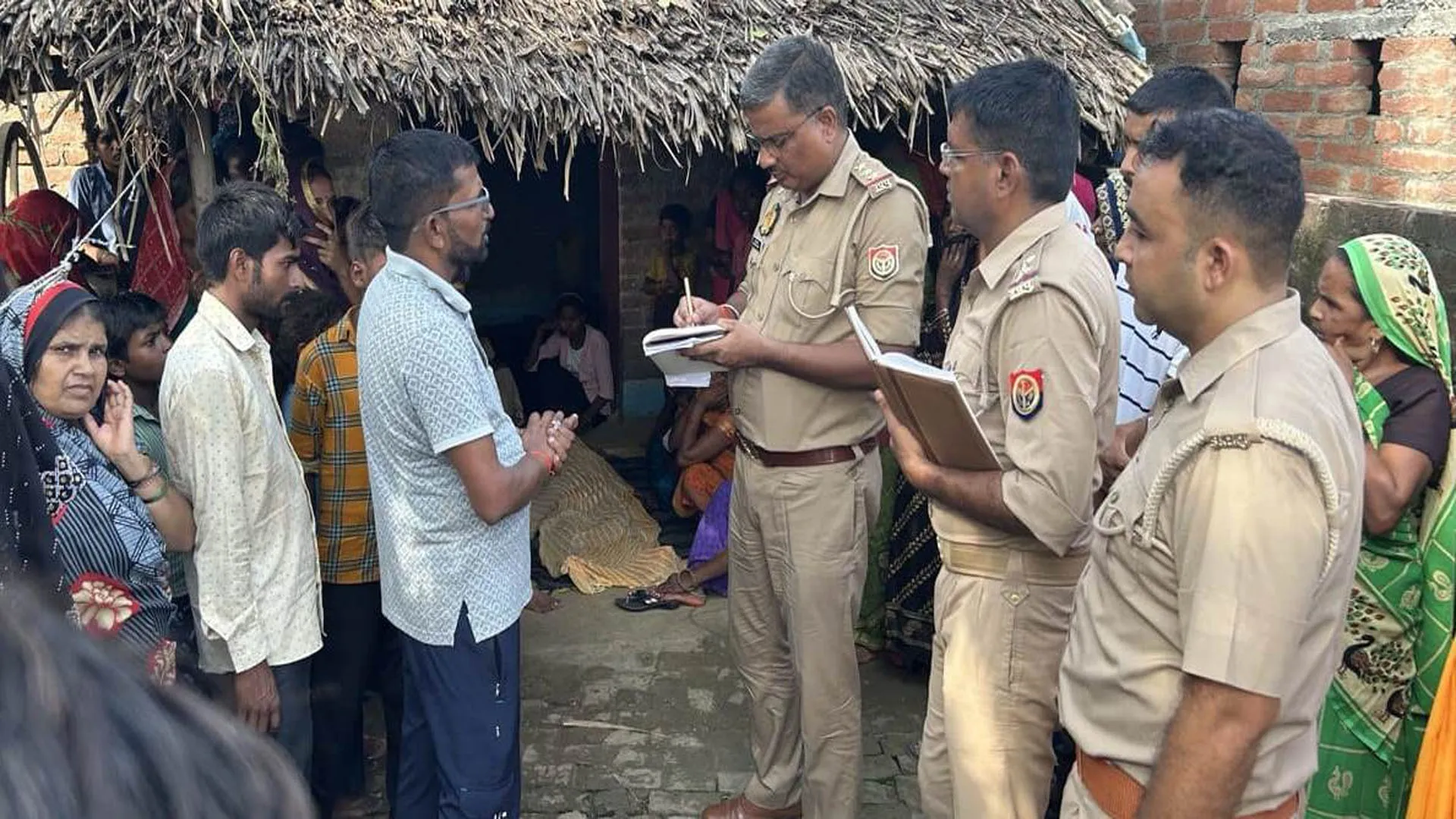 पीलीभीत: रक्षाबंधन पर मायके आई विवाहिता ने की खुदकुशी, चाचा के घर में फंदे से लटका मिला शव