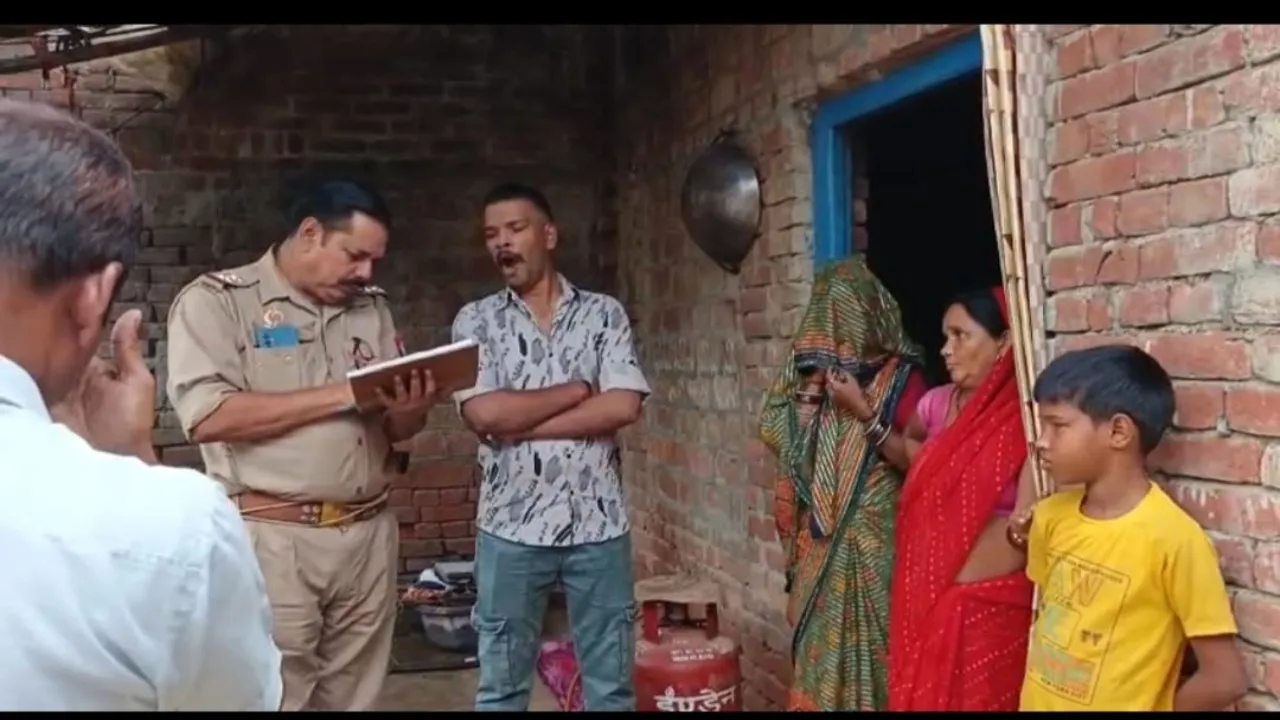 कन्नौज : सोता रहा परिवार, ताला तोड़ 60 लाख का माल समेट ले गए चोर