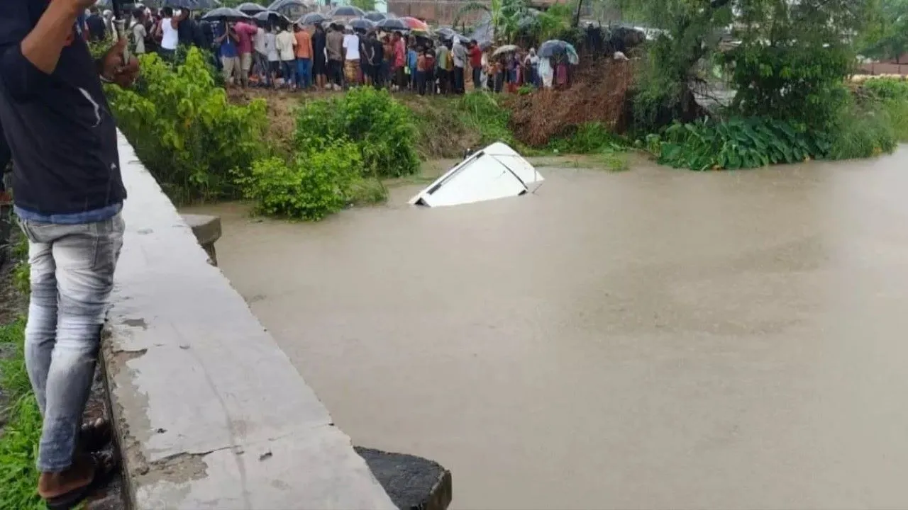 Video : गोंडा में बड़ा हादसा, बोलेरो बेकाबू होकर नहर में गिरी, 11 की मौत, CM योगी ने जताया दुख