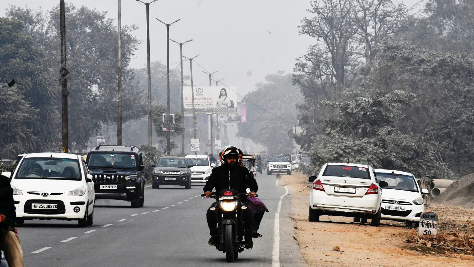 Bareilly : 582 पेड़ों पर चलेगी आरी, बदले में 6.39 करोड़ देगा पीडब्ल्यूडी