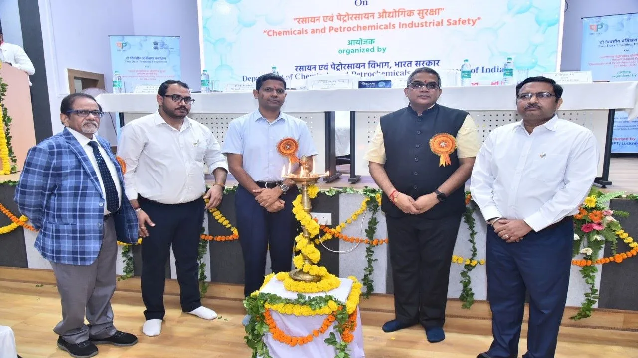 रसायन और पेट्रोरसायन क्षेत्र में सुरक्षा की नई पहल, LUCKNOW में प्रशिक्षण कार्यक्रम आयोजित