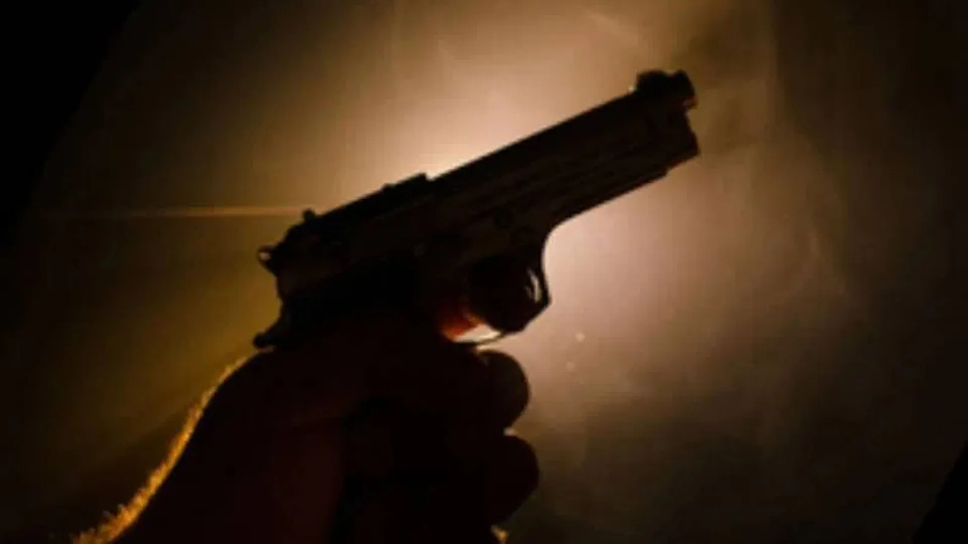 कानपुर : बर्रा में वर्चस्व को लेकर हिस्ट्रीशीटरों का उपद्रव, फायरिंग से रही दहशत