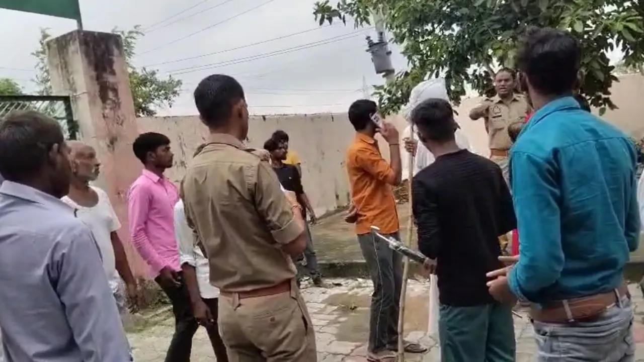 मासूम छात्रों संग अप्राकृतिक दुष्कर्म करता रहा रसोइया : परिजनों की तहरीर पर कई धाराओं में FIR