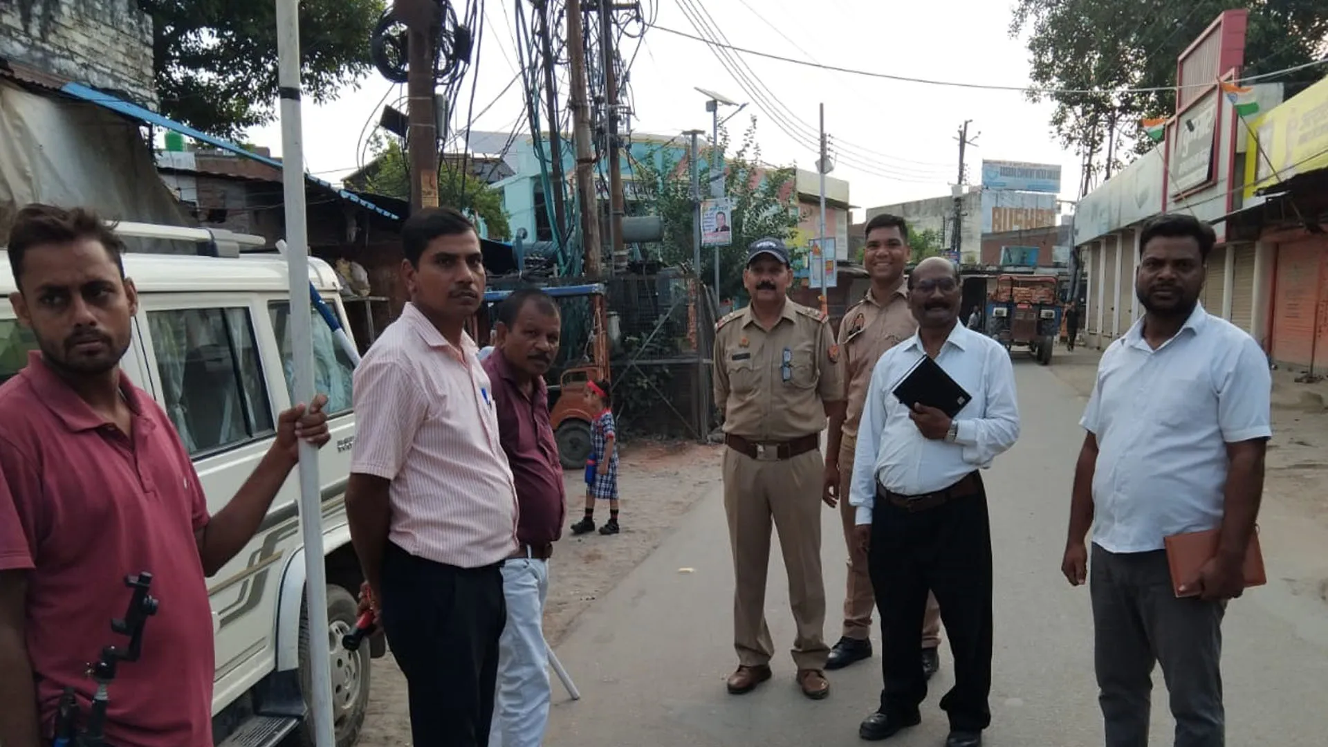 Bareilly: जगतपुर और ठिरिया में पकड़े गए 15 बिजली चोर, विजिलेंस टीम ने की कार्रवाई