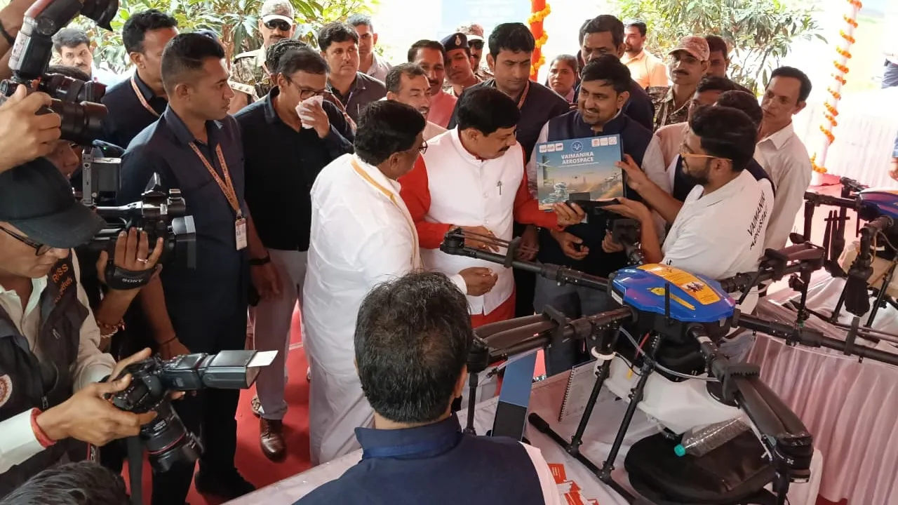 स्वर्णिम मध्यप्रदेश विजन 2047 : ड्रोन से बदलेगी खेतों की तकदीर, अब किसान भी उड़ान भरेंगे