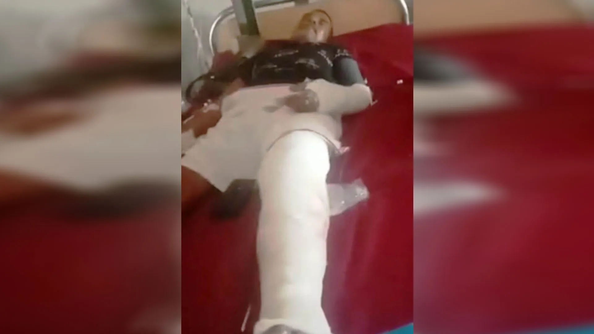 लखीमपुर खीरी : मगरमच्छ ने बुजुर्ग का दबोचा पैर...लाठी से वार कर बचाई जान