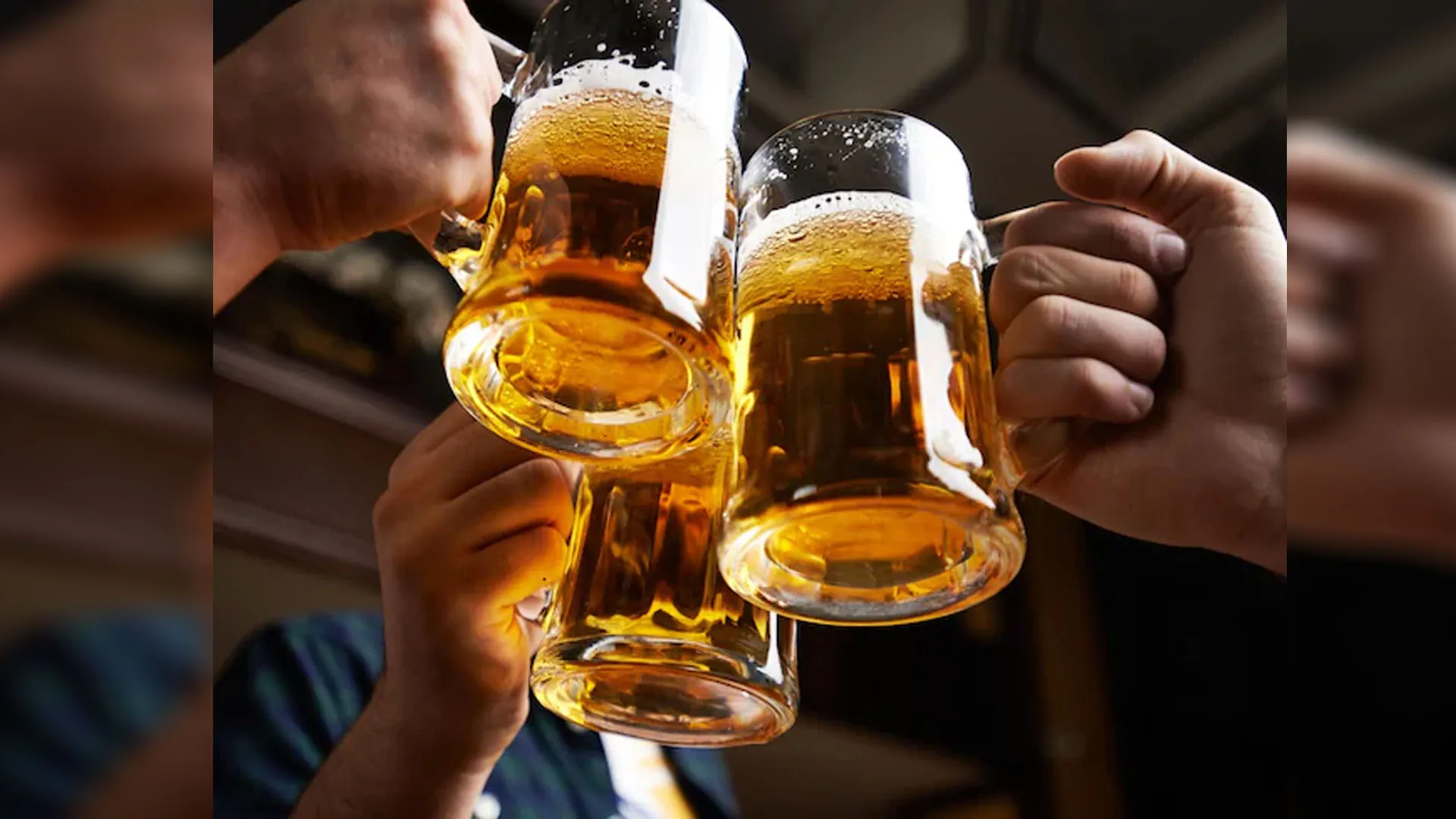 Bareilly :  शराब पीने से दो दोस्तों की मौत, एक की हालत गंभीर, हरियाणा से आई थी दारू