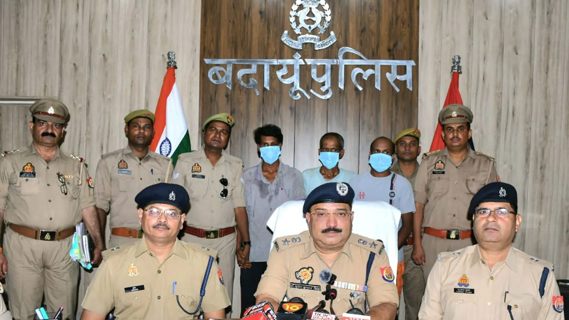बदायूं : रुपये उधार न देने पर मौसेरे भाइयों ने की थी मां-बेटी की हत्या