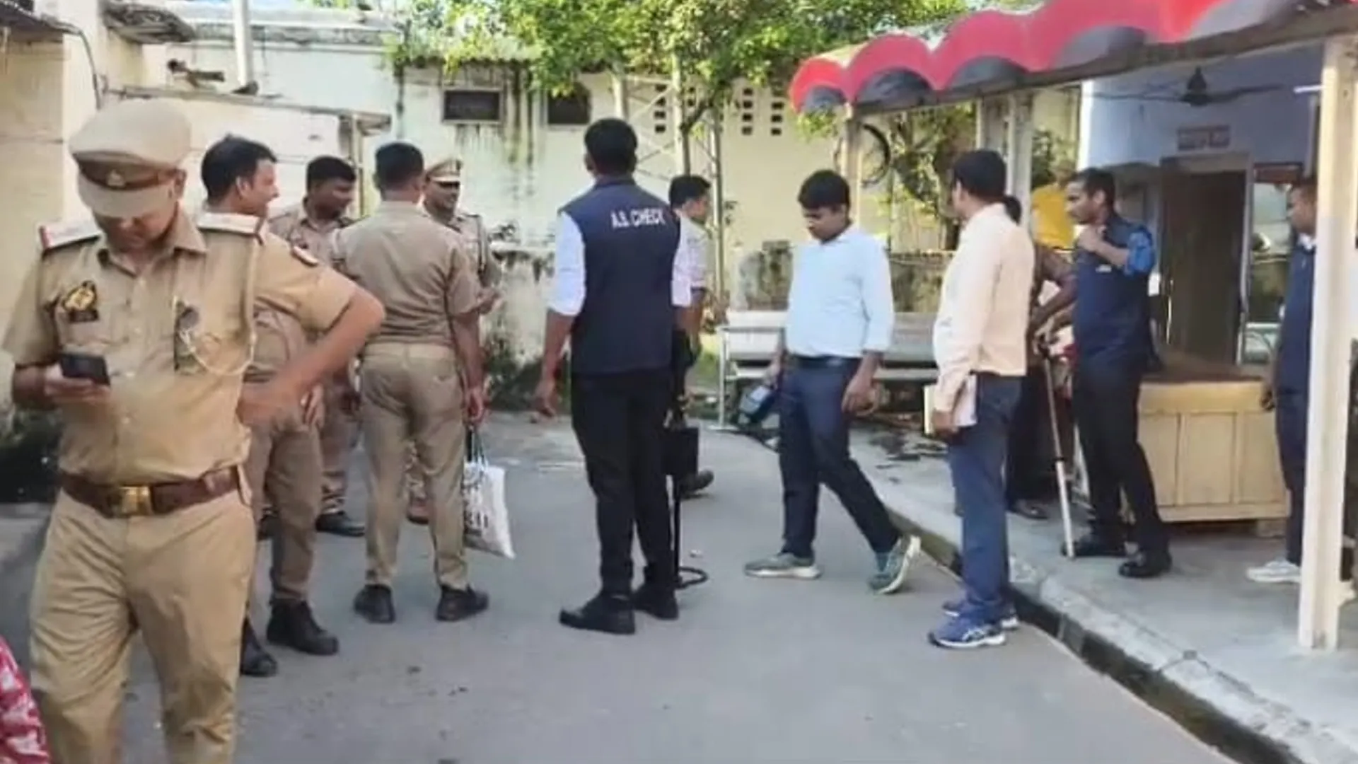 बरेली : सीओ अपहरण का खुलासा करने पहुंचे, खुल गया गोलीकांड