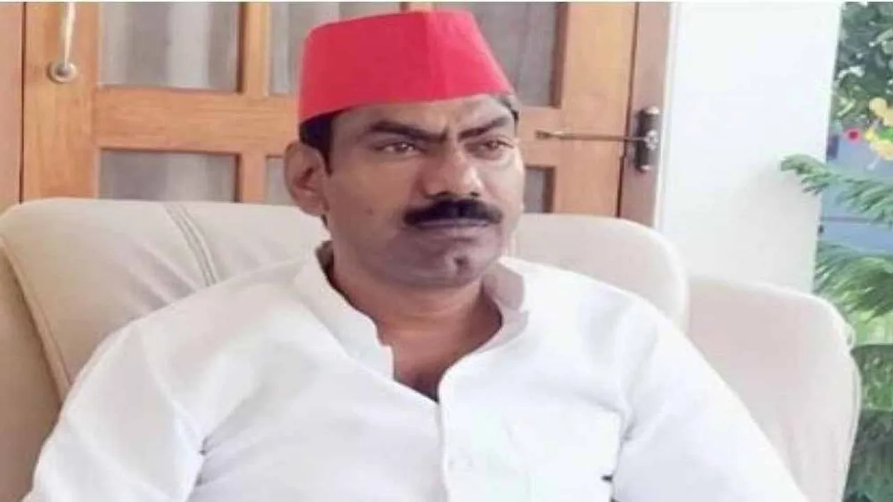 अखिलेश के करीबी सपा नेता गुलशन यादव पर दर्ज हैं 53 मुकदमे, पुलिस ने इनाम बढ़ाकर किया एक लाख